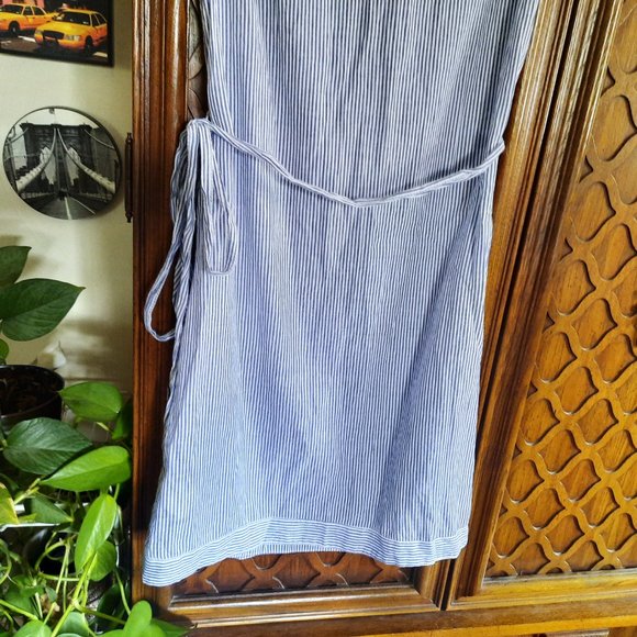 H&M L.O.G.G Blue Cotton Seersucker Striped Tie Wrap Dress - Size 4 - Picture 10 of 16